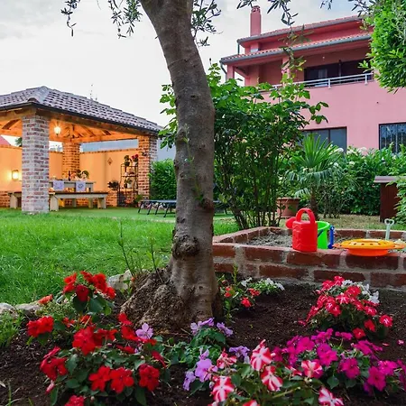 Apartment Old Cottage Zadar Exterior photo